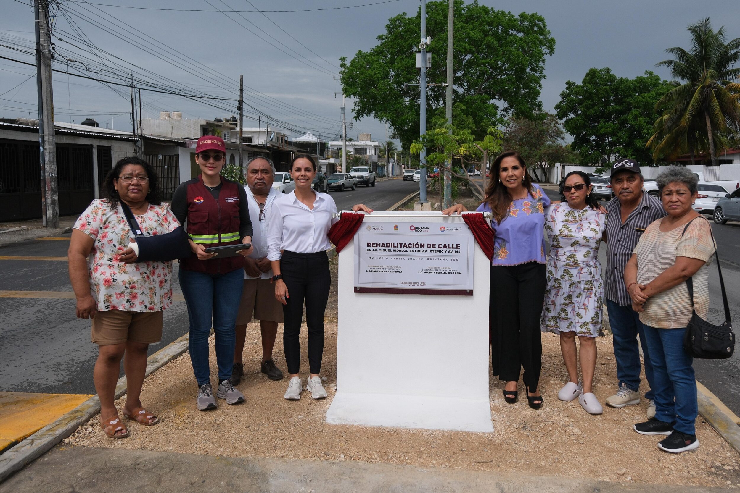 Mara Lezama y Ana Paty Peralta entregan obra de rehabilitación de la avenida Miguel Hidalgo de Cancún