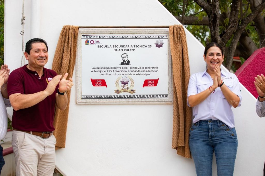 En Playa del Carmen la educación es prioridad y un derecho humano: Estefanía Mercado en el 25 aniversario de la Secundaria Técnica Juan Rulfo