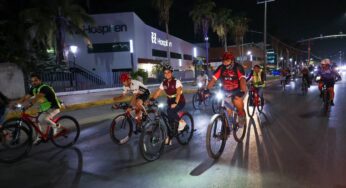 Celebra Ana Paty Peralta exitosa Primera Edición de “Rodando Cancún”