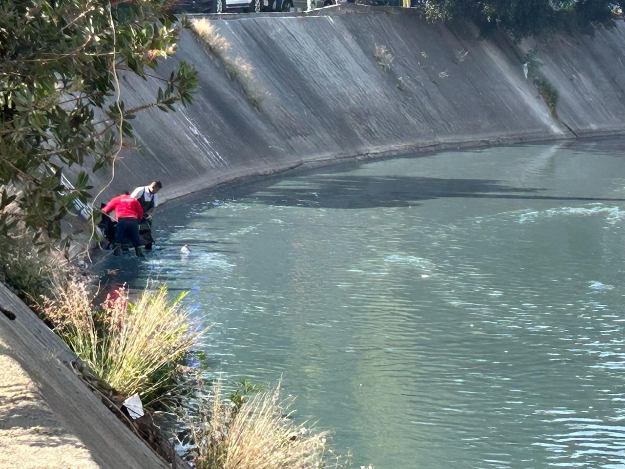 Encuentran cadáver en canal de aguas negras de CDMX