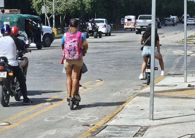 Estefanía Mercado abre diálogo ciudadano para regular el uso de scooters y garantizar la seguridad en Playa del Carmen