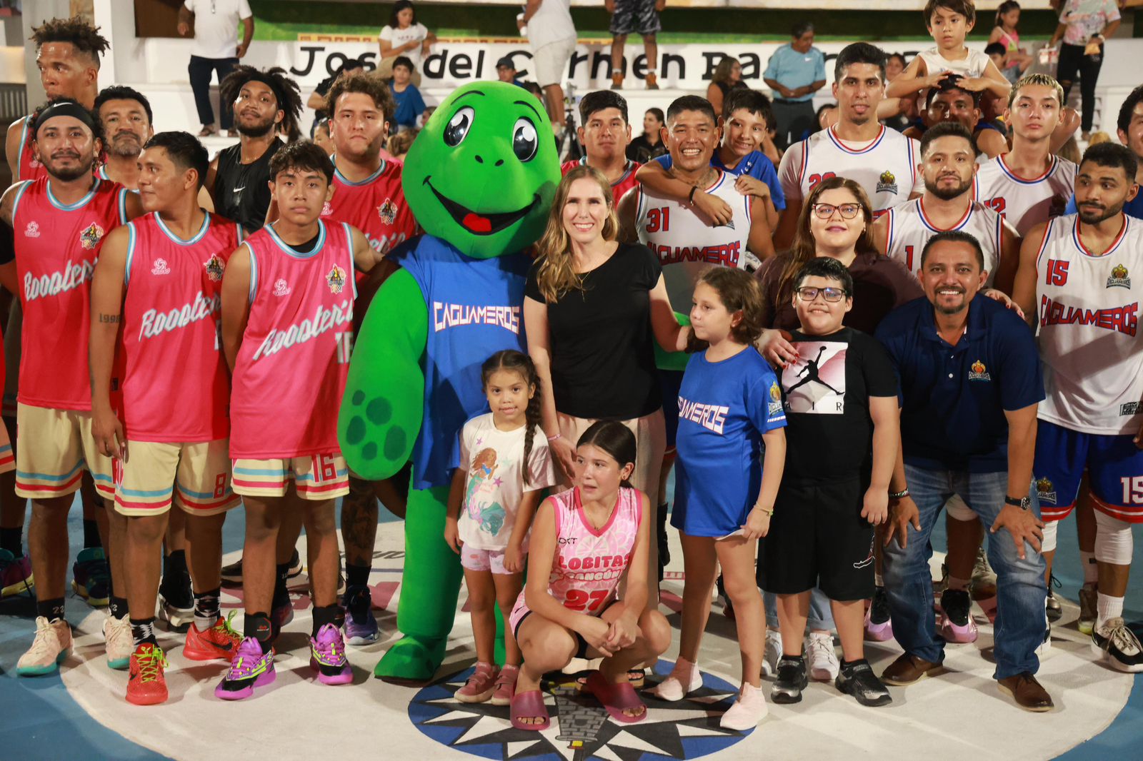 Atenea Gómez Ricalde celebra triunfo de los Caguameros y reafirma impulso al deporte en Isla Mujeres