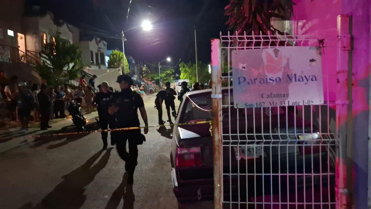 Policías disparan contra motociclista en Cancún; ciudadanía denuncia uso excesivo de fuerza