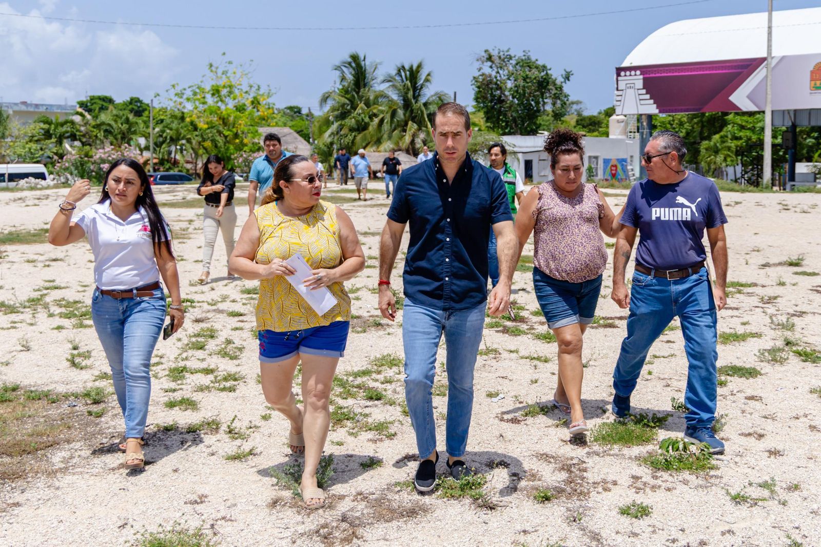 Diego Castañón mantiene un gobierno cercano para escuchar y resolver