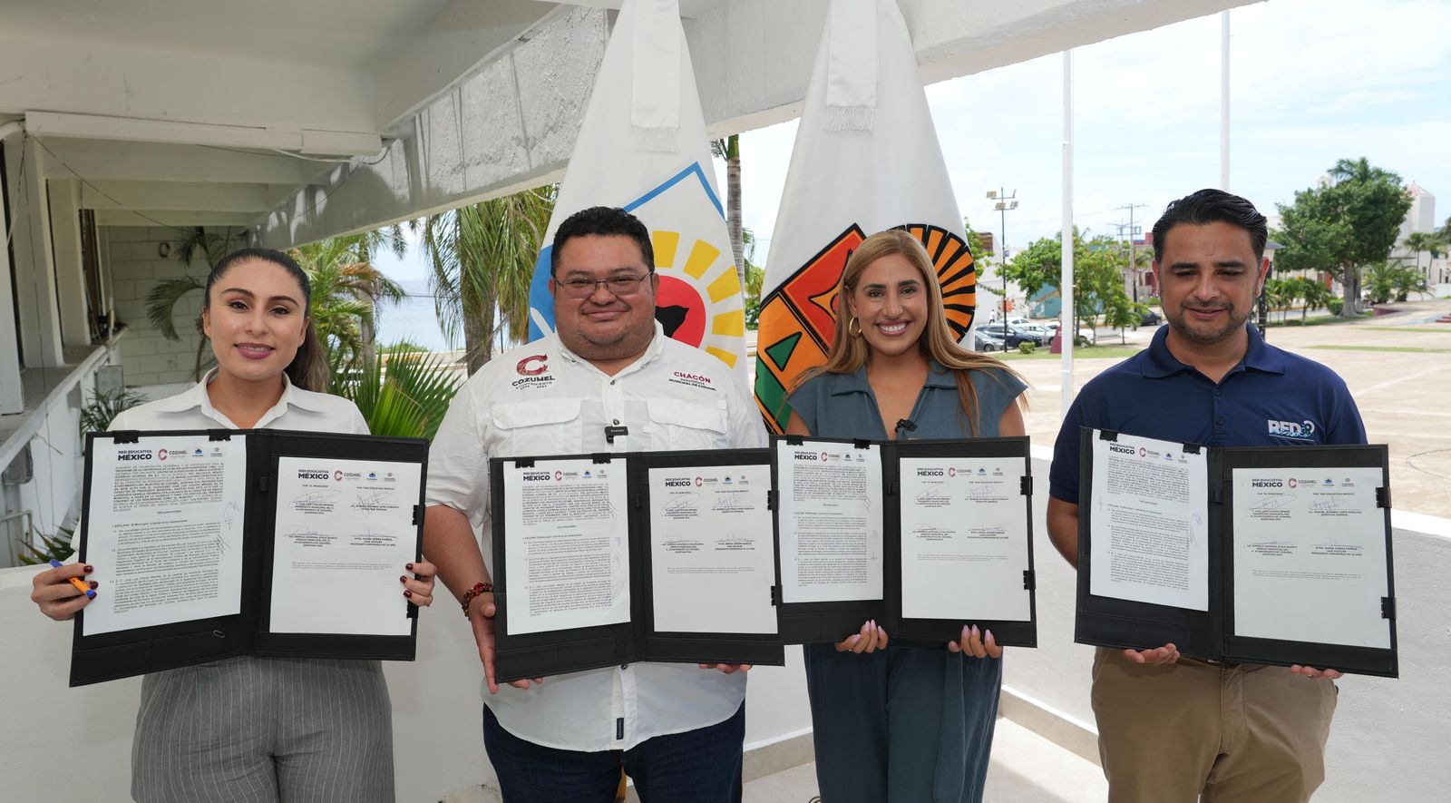 Cozumel impulsa la educación con titulación universitaria por experiencia laboral para mujeres y hombres de 25 años en adelante