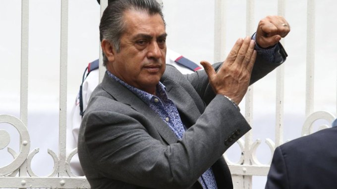 Atacan casa de “El Bronco” en Nuevo León; un hombre incendia habitación y resulta herido por escolta| VIDEO