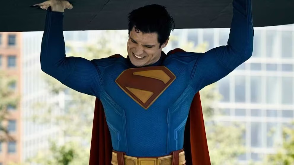 “Superman” logra 217 millones durante el fin de semana