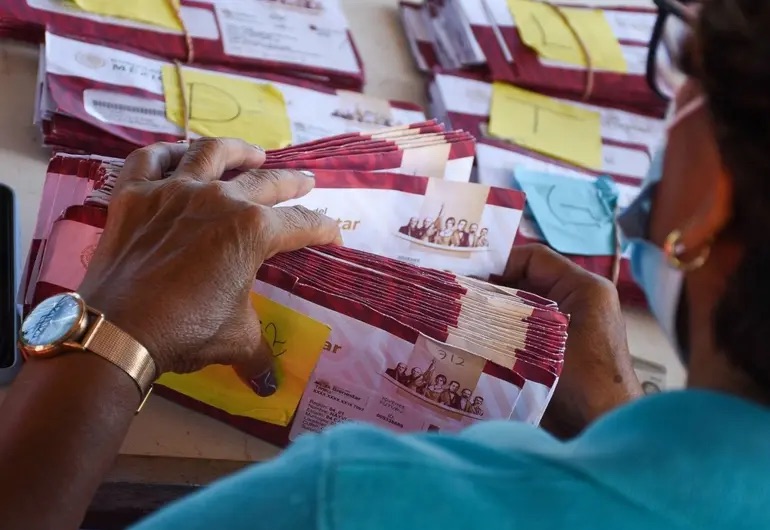 Nuevo apoyo de 8 mil 500 pesos al mes a mayores de 30 años en CDMX 
