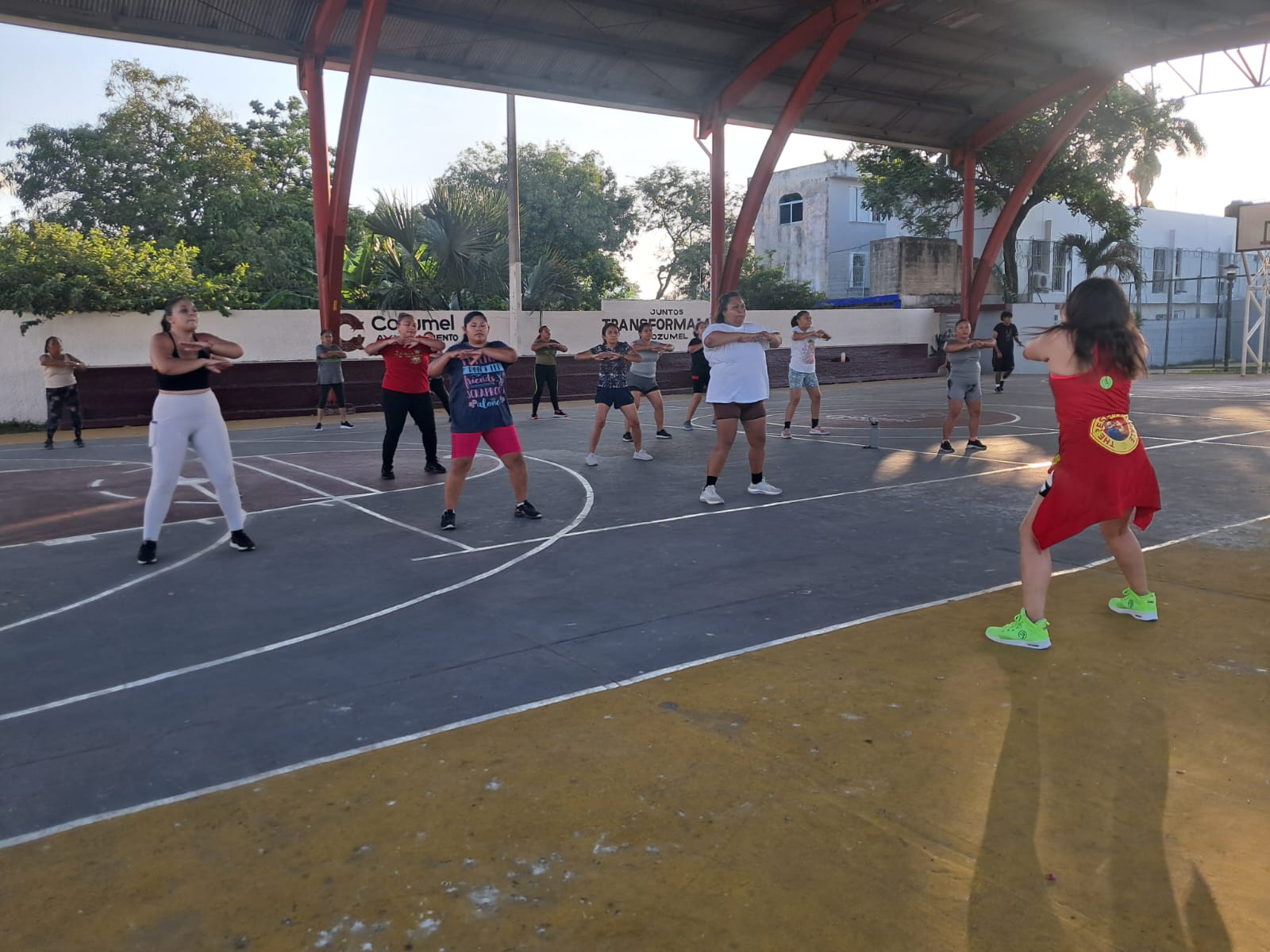 Con amplia participación en Cozumel realizan talleres para mujeres, hombres, niñas y niños