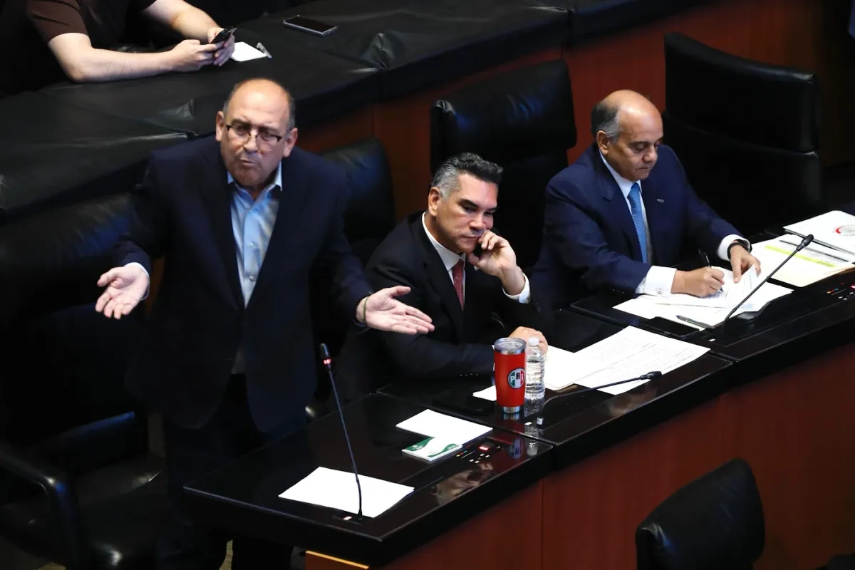 Condenan “la cobarde y grupal agresión” protagonizada por Alejandro Moreno
