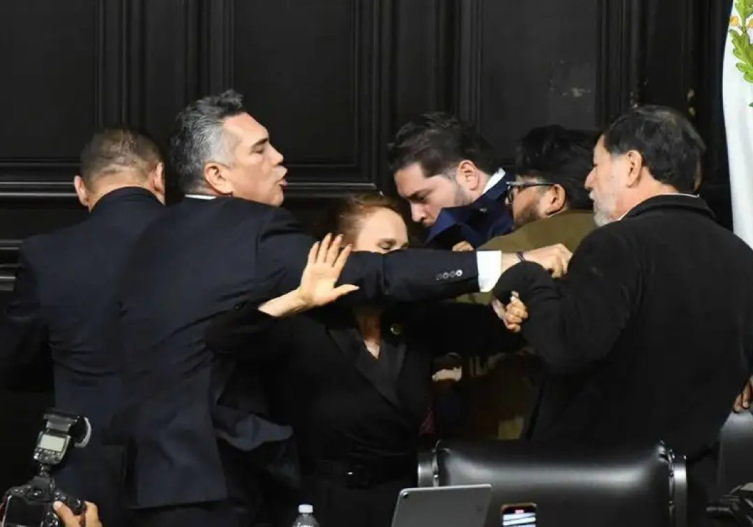 “Alito” y Noroña protagonizan enfrentamiento físico en el Senado; ambos presentan denuncias penales