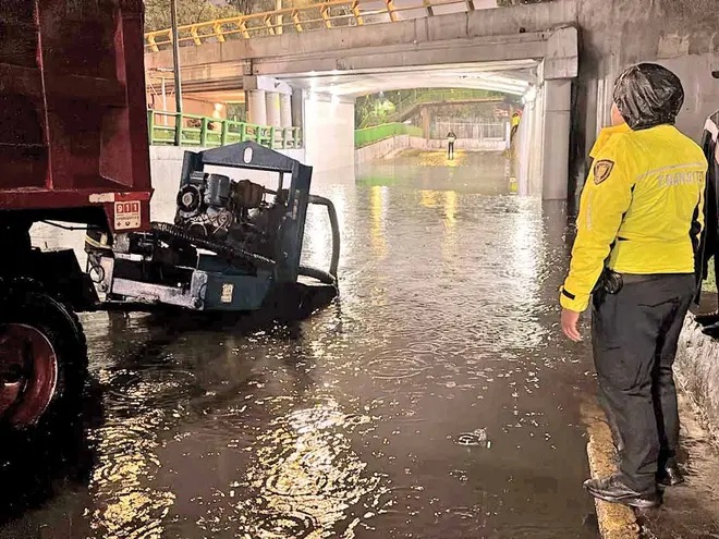 Lluvia dejó a la CDMX bajo el agua