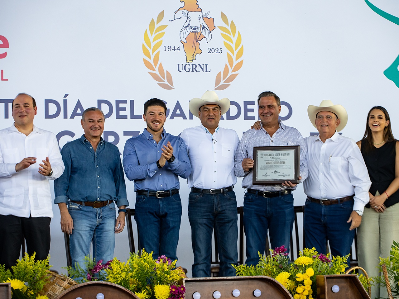 Gobierno de Nuevo León impulsa al sector ganadero con homenaje y presupuesto récord