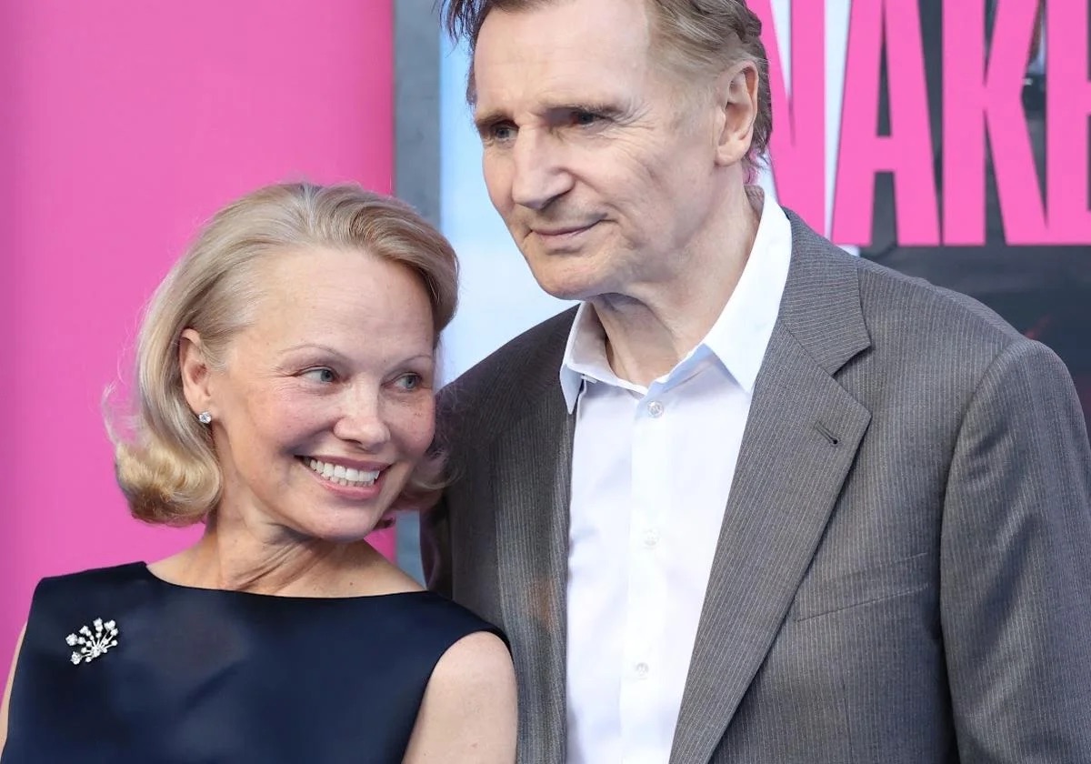 Pamela Anderson y Liam Neeson, la pareja sorpresa