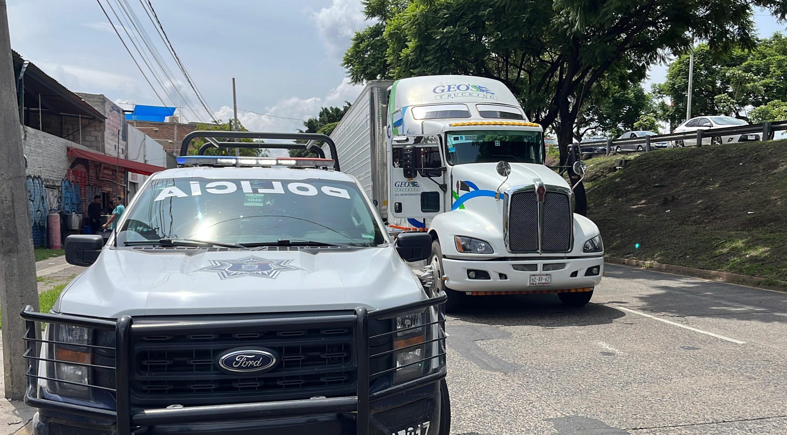 Policías de San Pedro Tlaquepaque recuperan carga valuada en 2.5 millones de pesos
