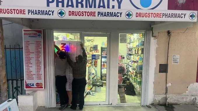 Narco distribuye medicinas falsas en ‘farmacias ilegales’, alerta el Departamento de Estado de EE. UU.