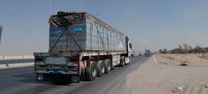 Israel bloquea 22 mil  camiones de ayuda a Gaza, denuncian autoridades gazatíes