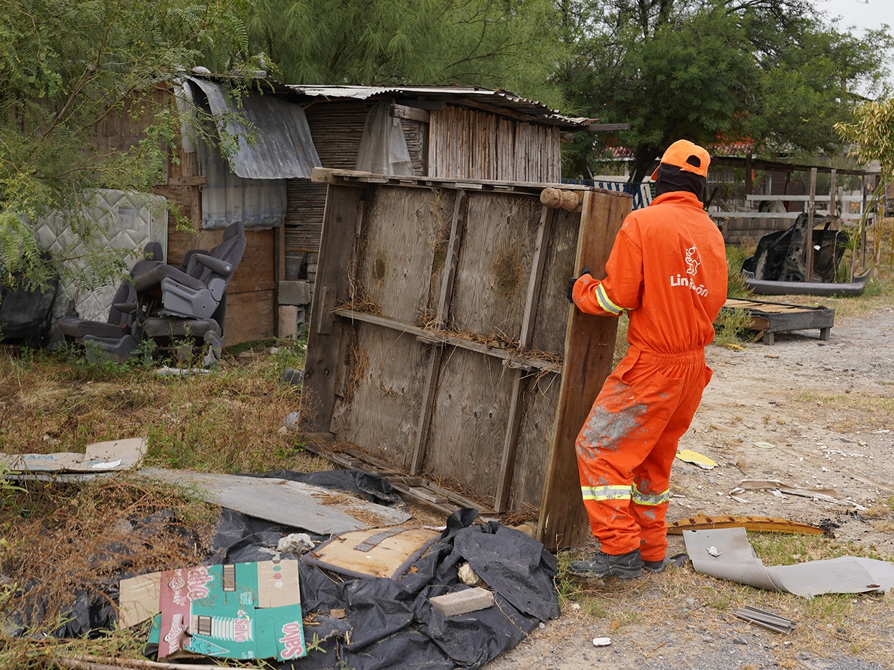 Más de 150 voluntarios transforman el Río Santa Catarina eliminando 15 toneladas de basura