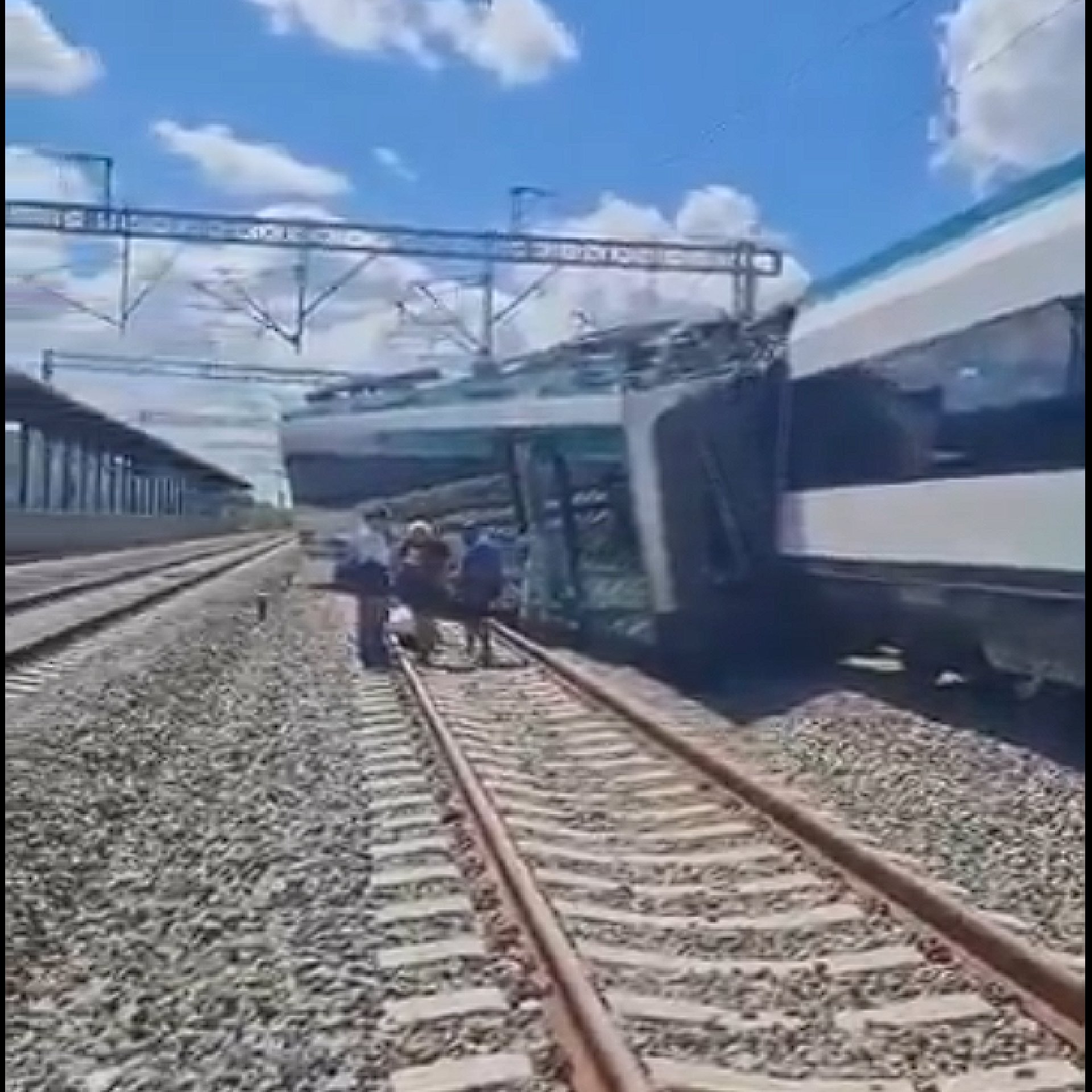 ULTIMO MOMENTO|Se descarrila Tren Maya en Izamal: no hay heridos y está bajo investigación|VIDEO