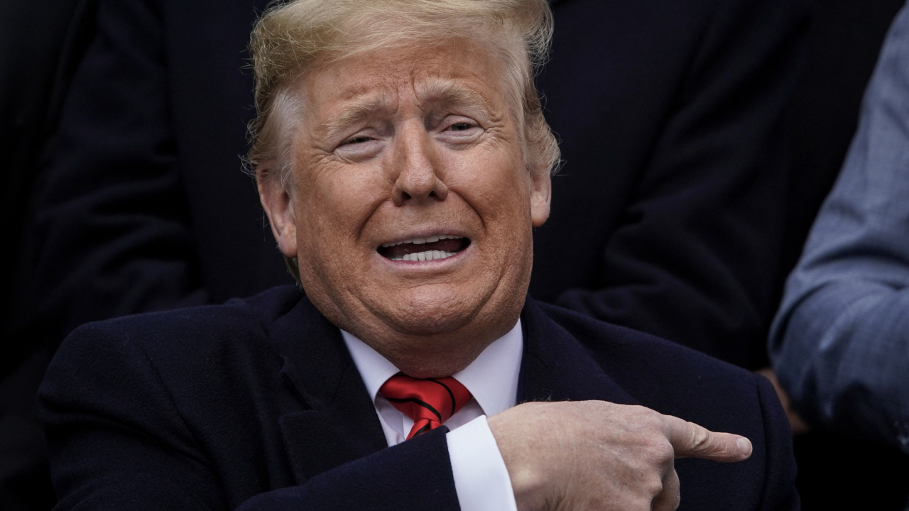 Trump celebra cancelación del programa de Jimmy Kimmel