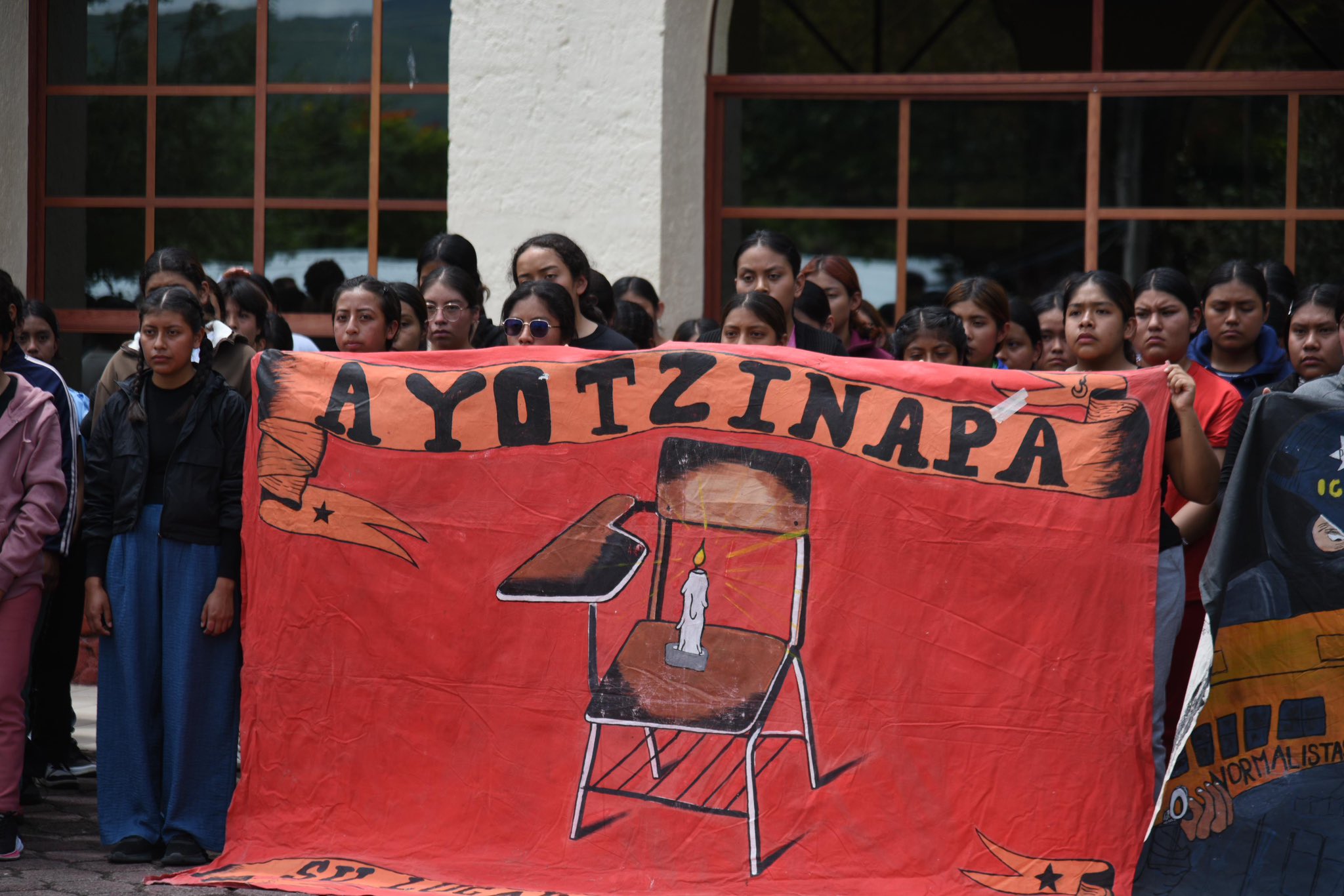 Protestas en Guerrero marcan 11 años sin los estudiantes de Ayotzinapa