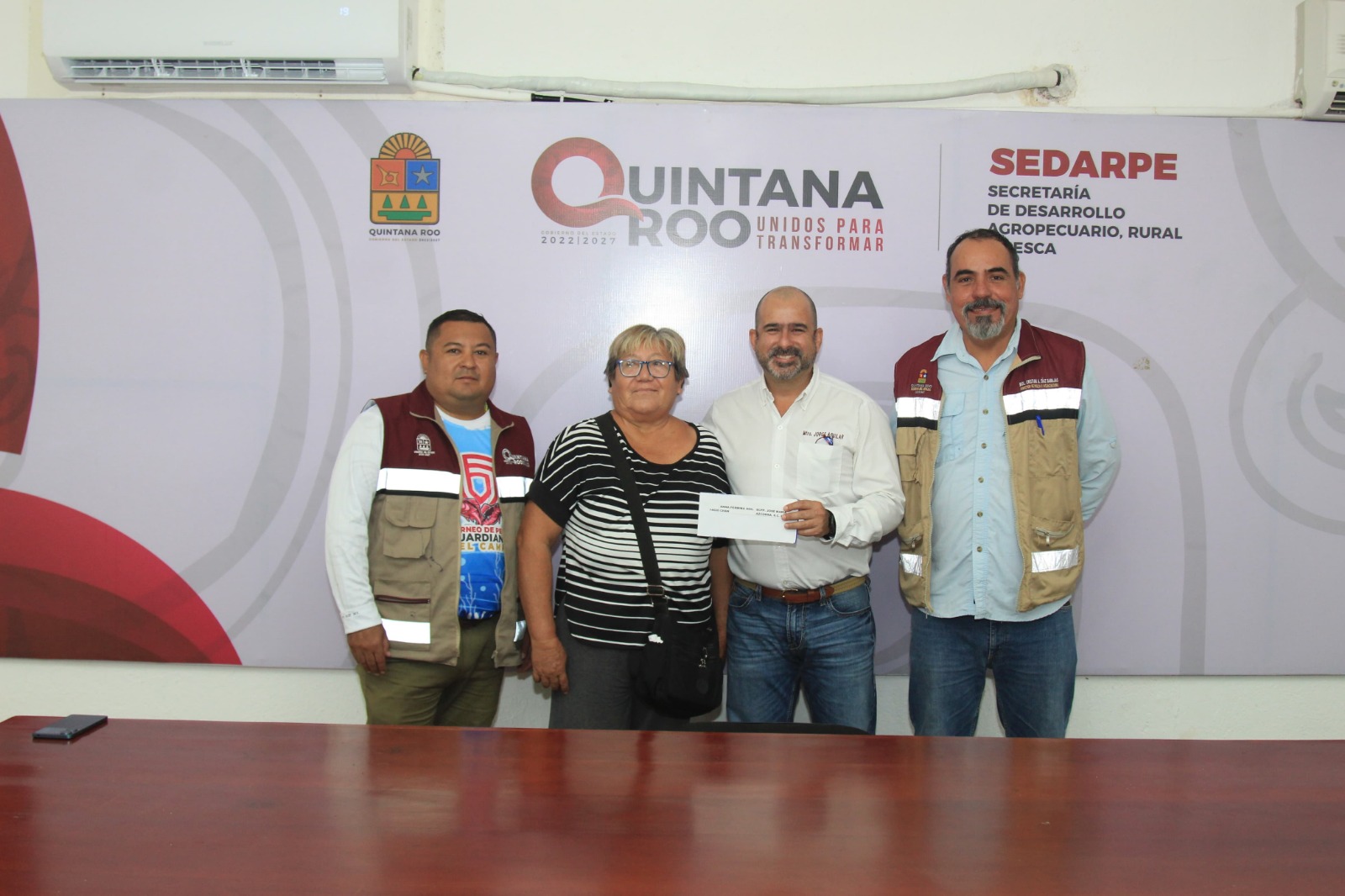 Gobierno de Quintana Roo fortalece al sector pesquero con acciones directas