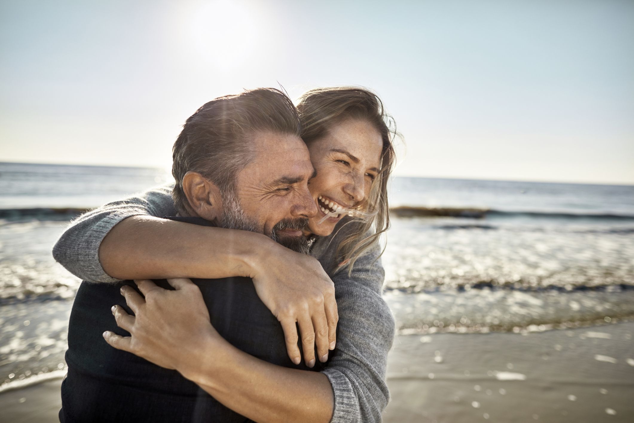 Hábitos semanales que distinguen a las parejas más felices