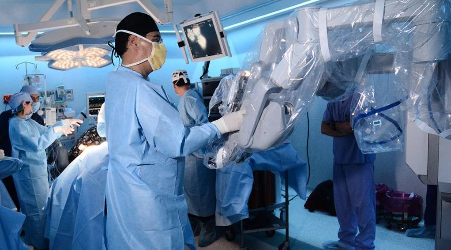 ISSSTE impulsa plan de cirugía robótica con cinco nuevos robots Da Vinci
