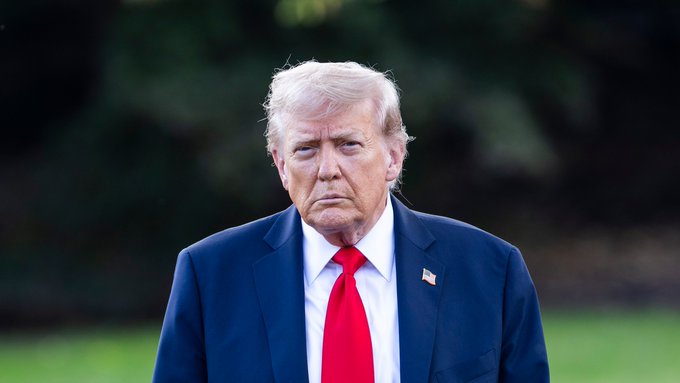 EEUU hunde segunda embarcación venezolana, Trump afirma que transportaba narcóticos