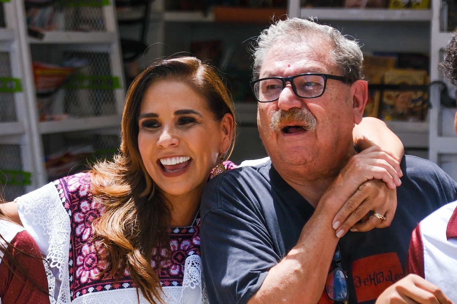 Mara Lezama y Paco Ignacio Taibo II encabezan Encuentro Estatal de Clubes de Lectura