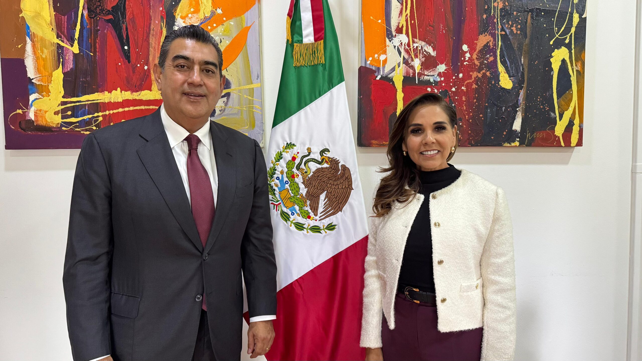 Mara Lezama y Sergio Salomón Céspedes fortalecen servicios migratorios para proteger el turismo en Quintana Roo