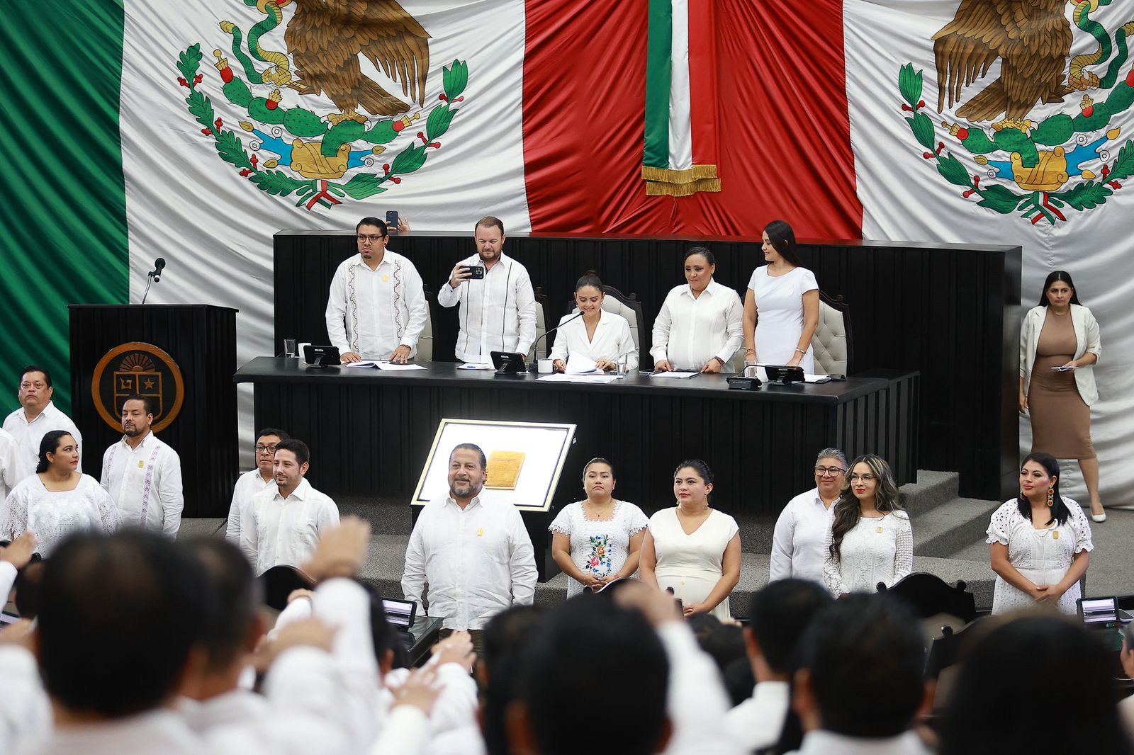 Toman protesta juezas y jueces del nuevo Poder Judicial ciudadano en Quintana Roo