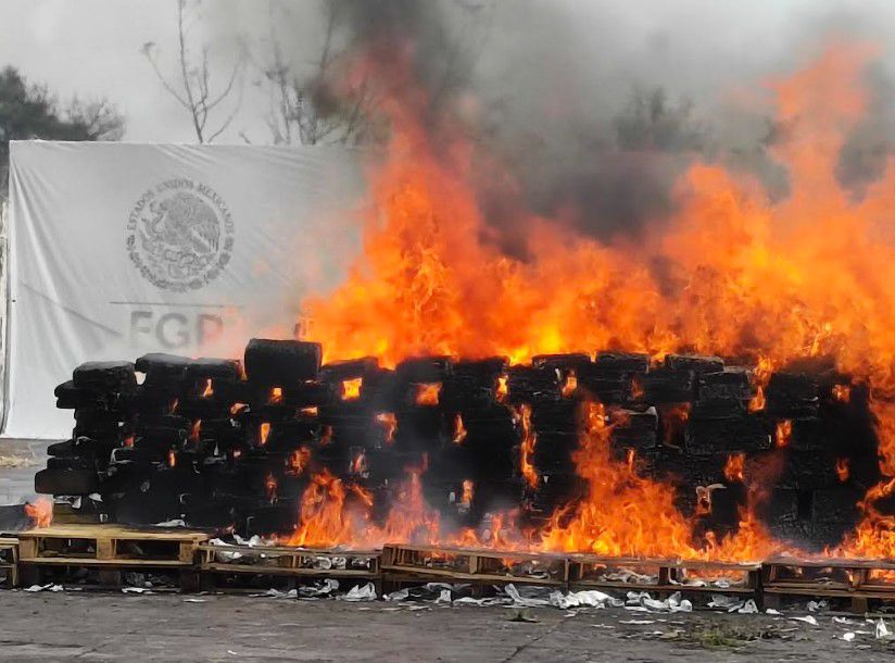 FGR INCINERA MÁS DE CUATRO TONELADAS DE DROGAS EN JALISCO