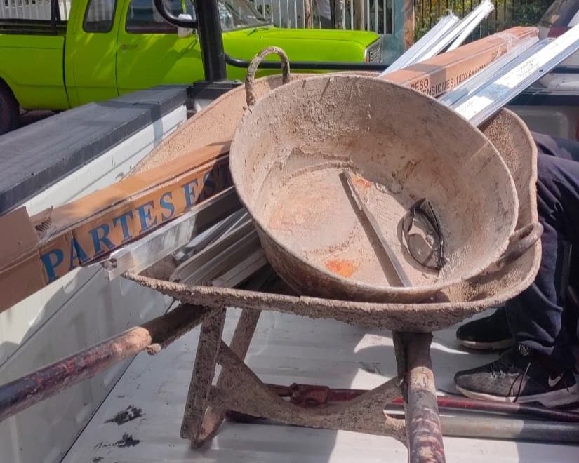 Caen dos por robar en casa en construcción en la colonia 18 de Marzo
