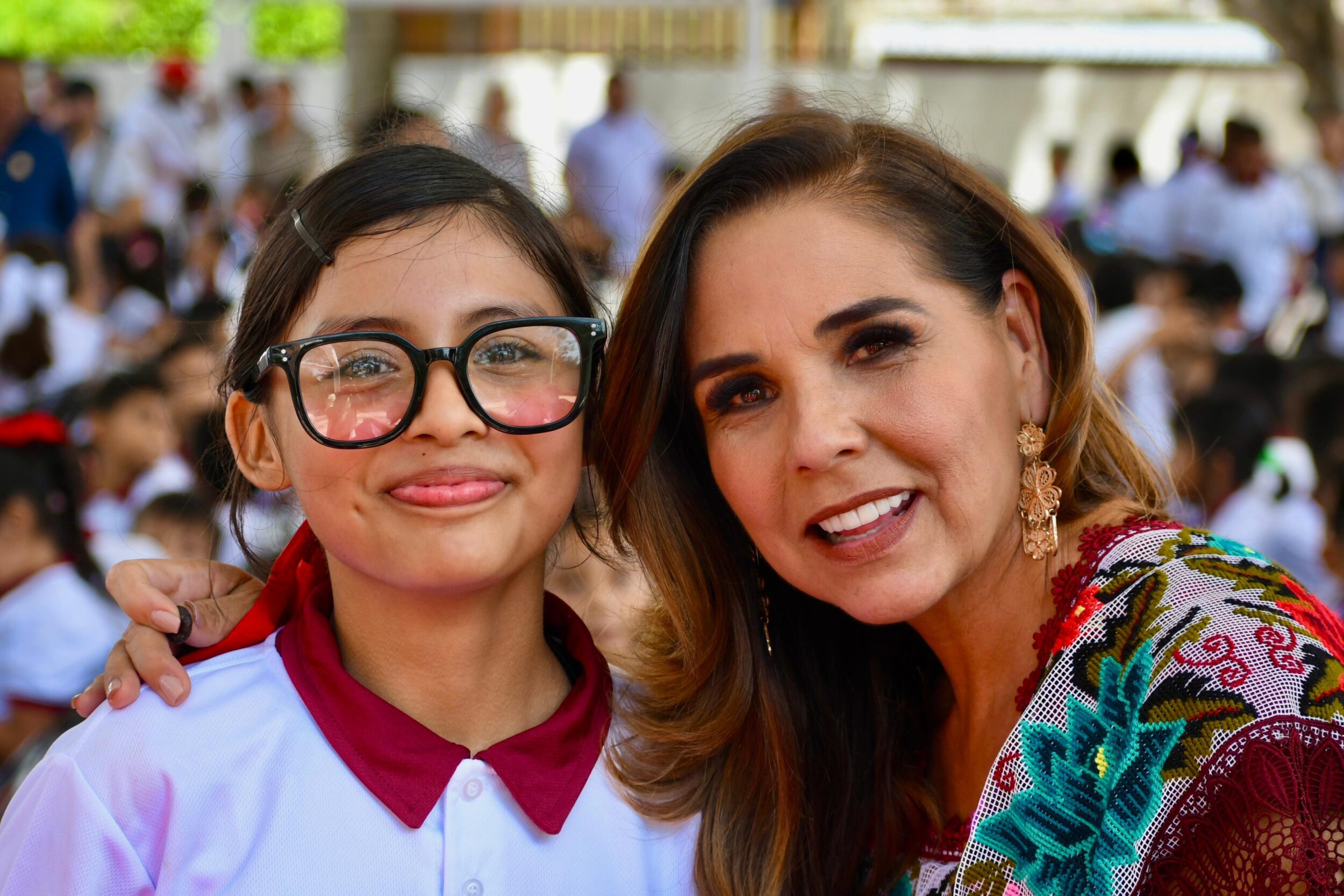 Entrega Mara Lezama nuevo domo en primaria “Guadalupe Victoria”, de la colonia Lagunitas en Chetumal