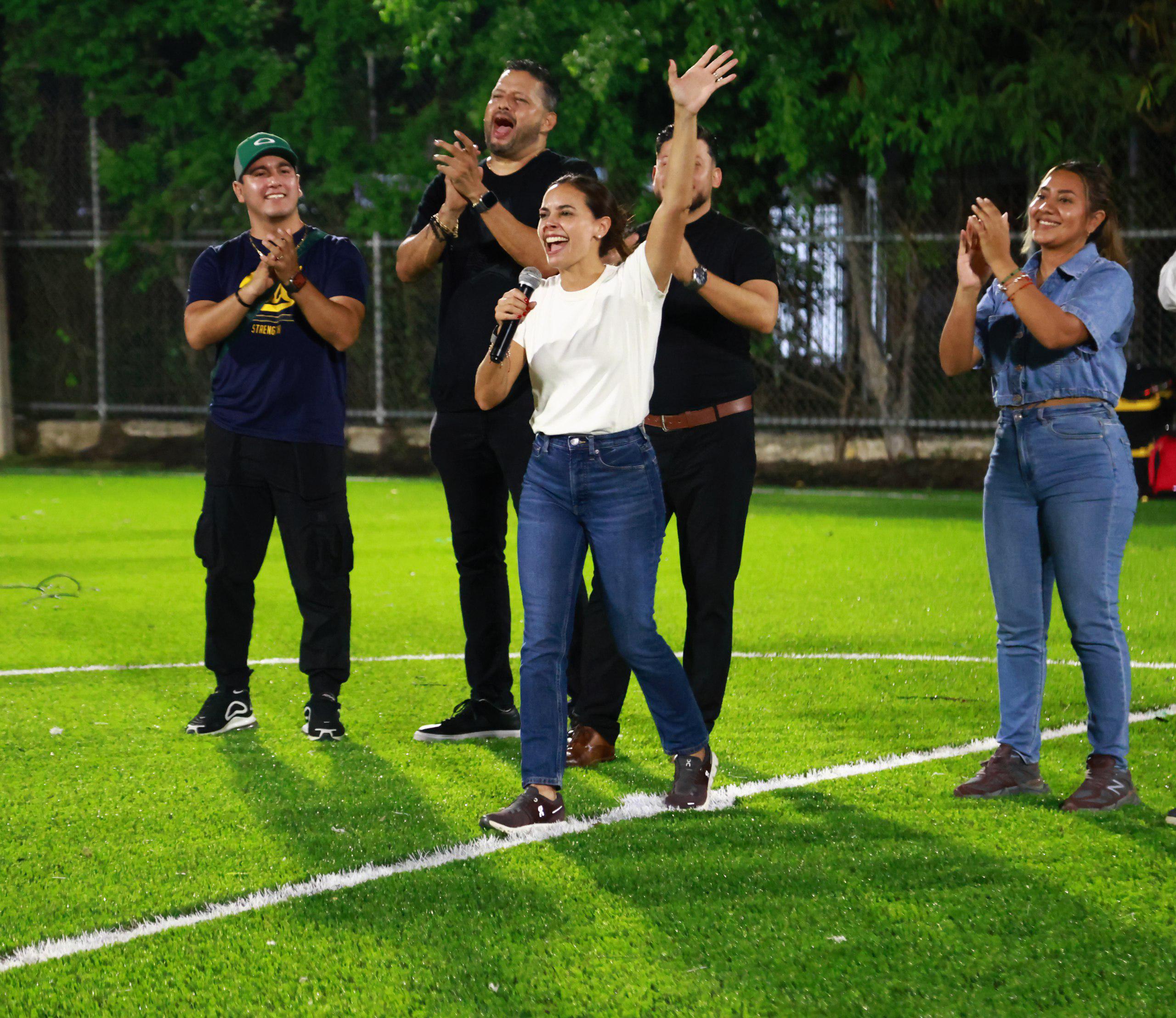 Cancún avanza en la transformación de sus espacios deportivos: Ana Paty Peralta