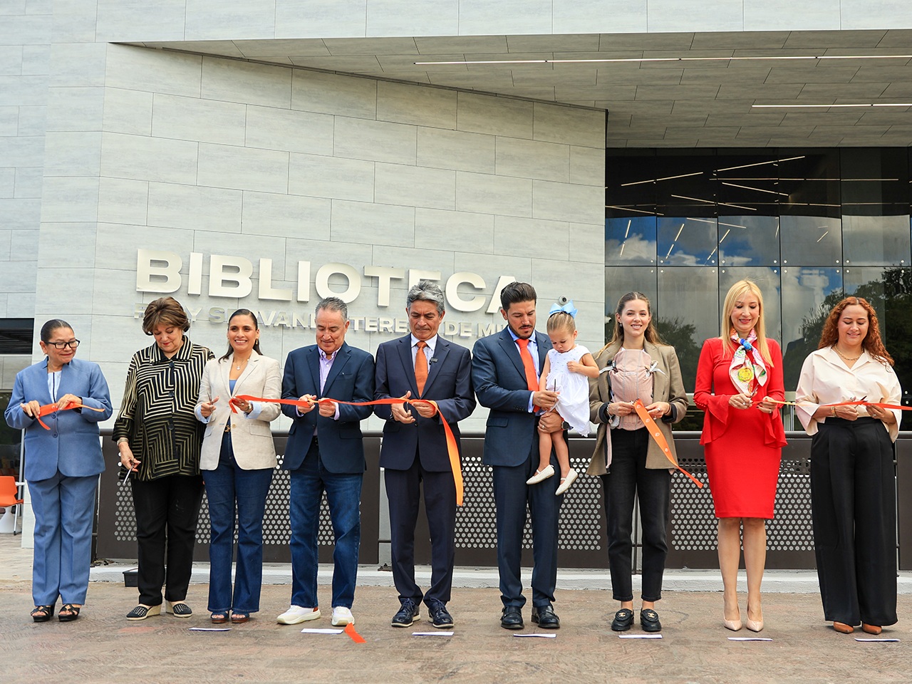 Entrega Gobernador trabajos de remodelación de Biblioteca Central del Estado