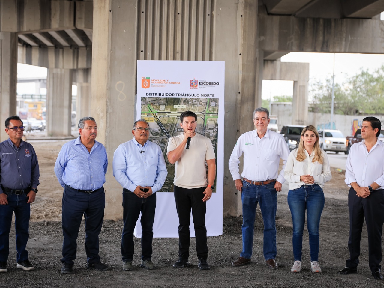 Adiós al tráfico en Escobedo: Samuel García supervisa obras clave en el Triángulo Norte