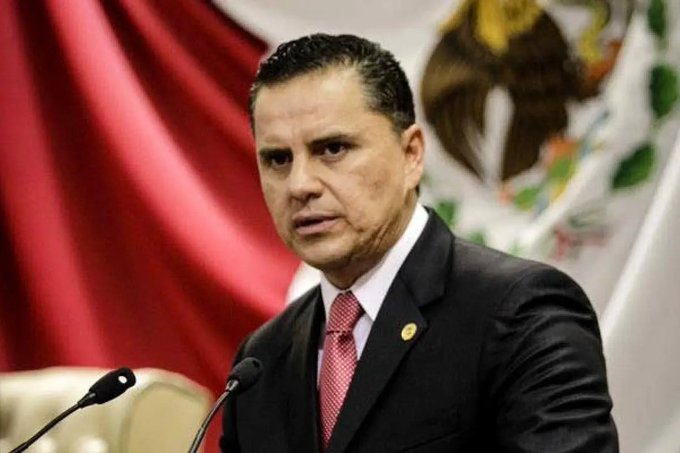 Exgobernador de Nayarit, Roberto Sandoval, es hallado culpable de falsificación de documentos