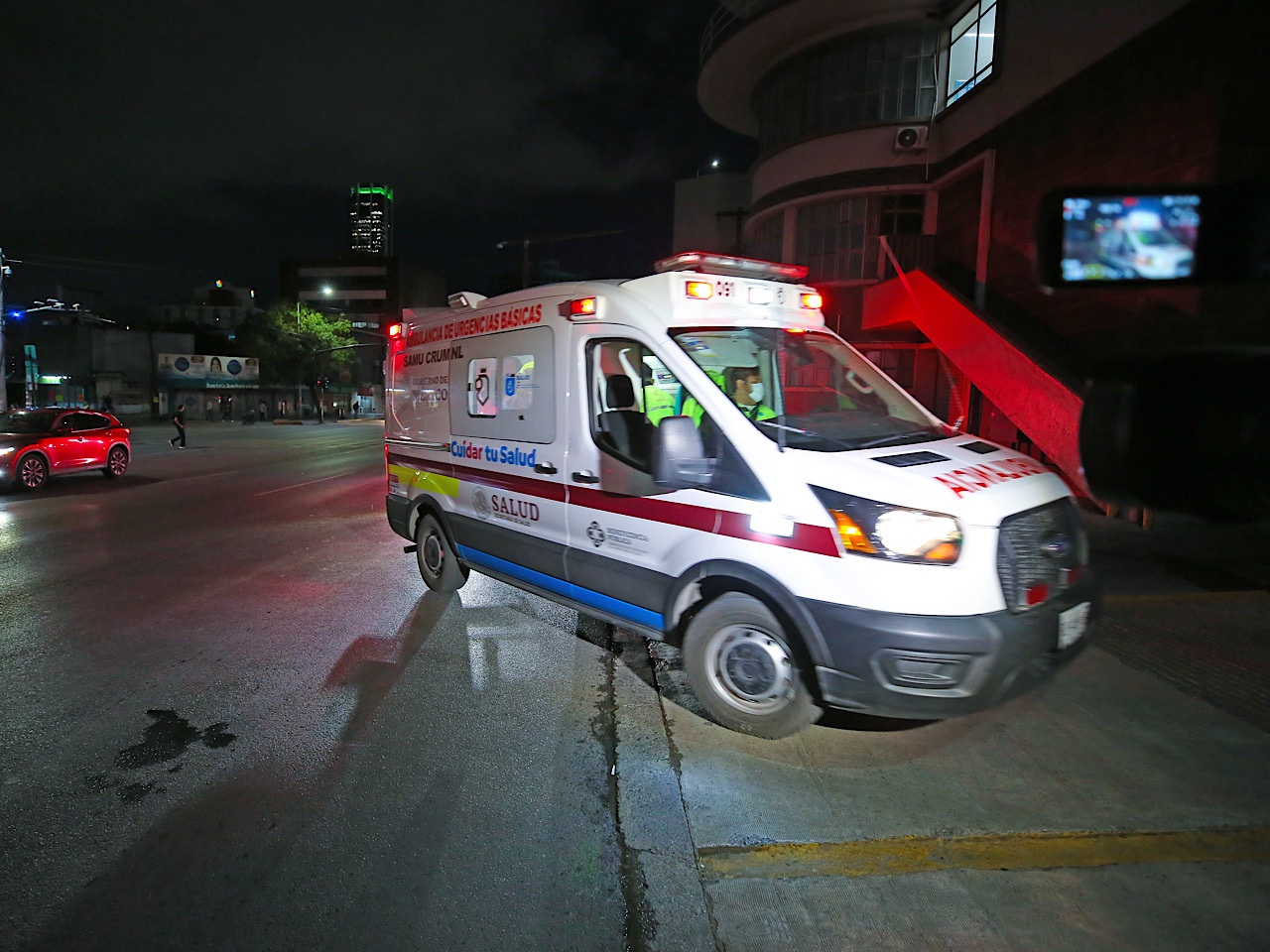 Trasladan vía aérea a regiomontana que sufrió accidente en Cancún