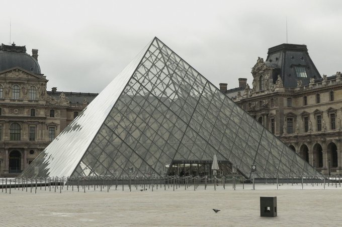 Reabre Musée du Louvre tras robo de joyas con valor estimado en €88 millones