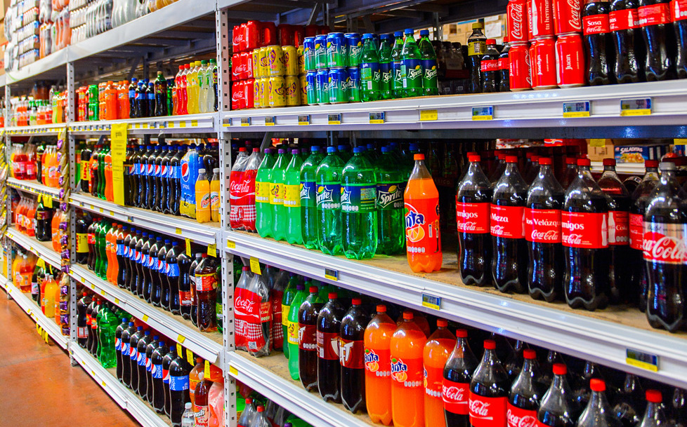 Acuerdan establecer IEPS a bebidas calóricas y endulzadas