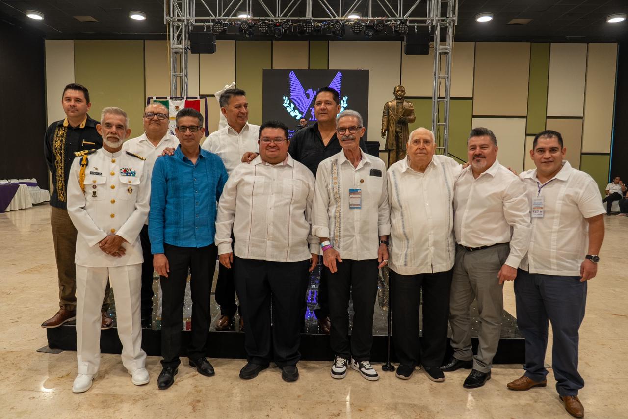 Chacón clausura XVIII Congreso Filosófico Nacional Masónico. Cozumel fue sede histórica de este encuentro