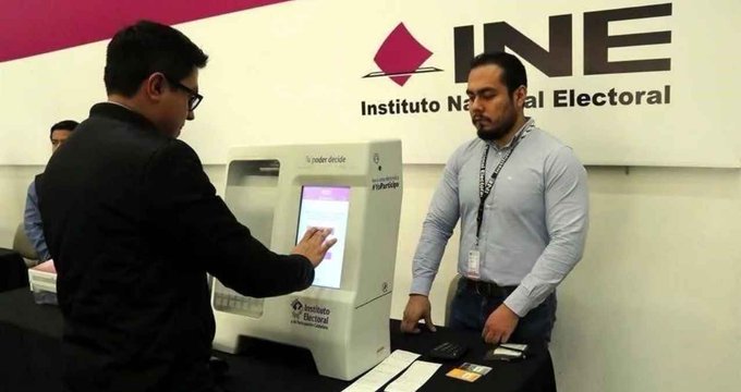 INE abre discusión para implementar voto por internet en México