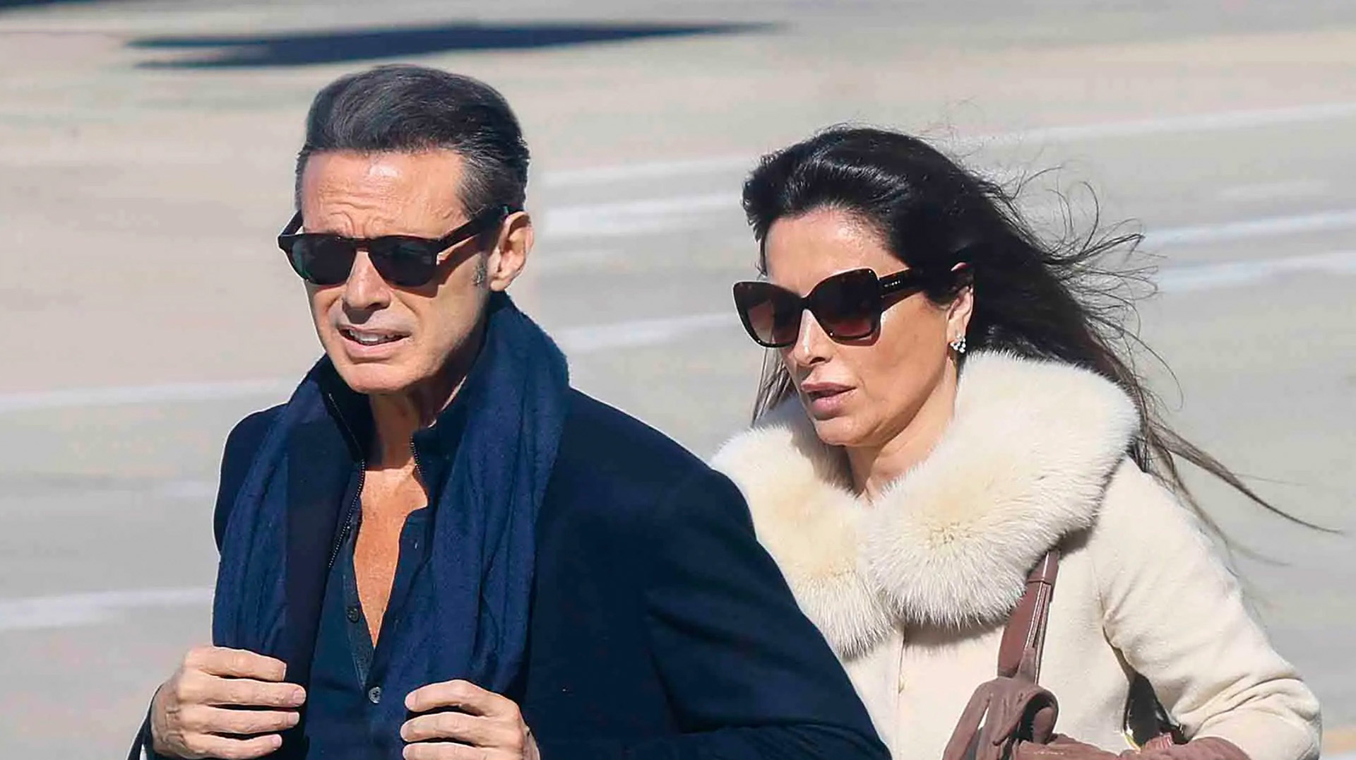 Sorprende aspecto de Luis Miguel junto a su novia Paloma Cuevas