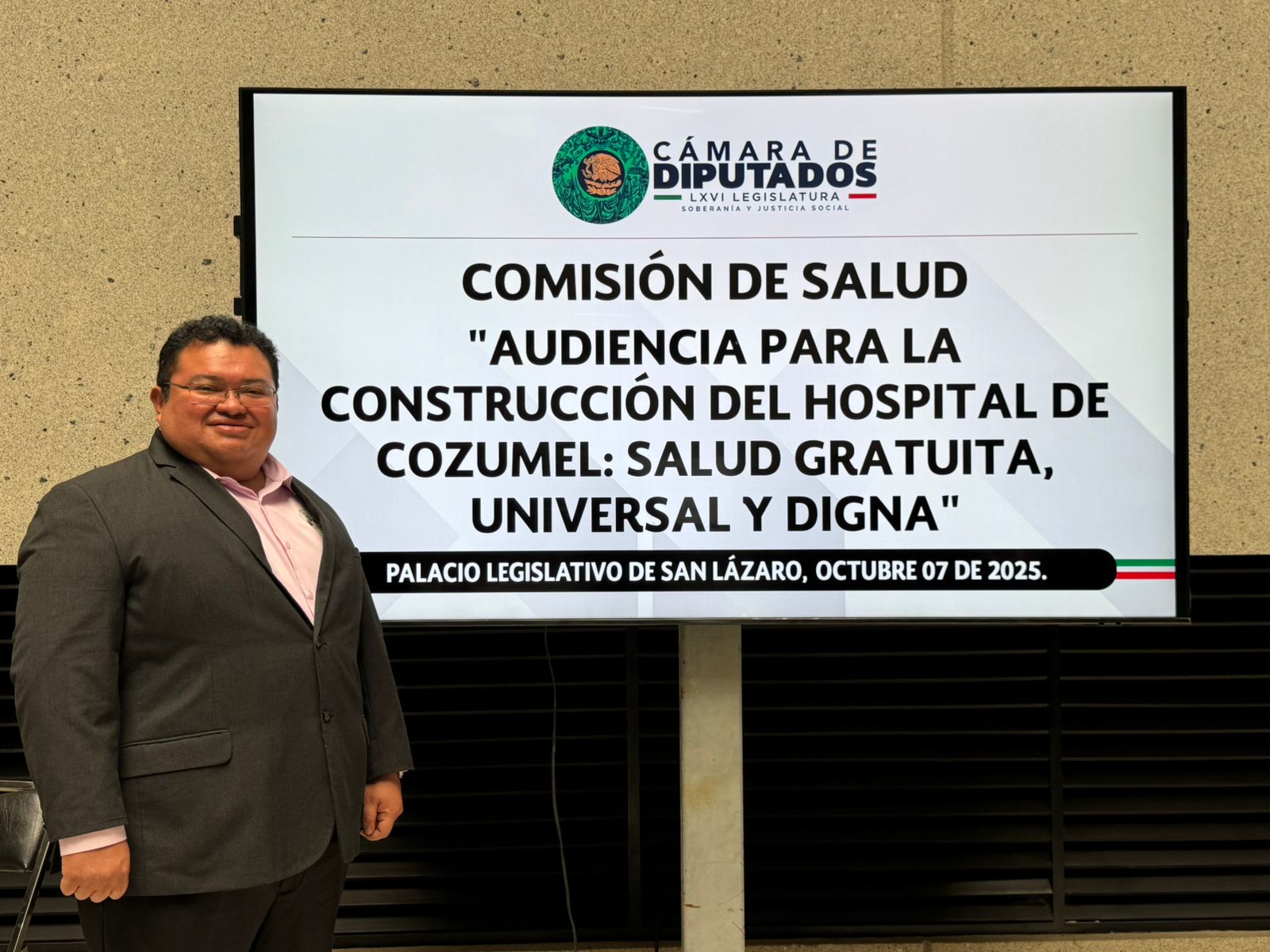 José Luis Chacón gestiona en San Lázaro ampliación de la cobertura hospitalaria en Cozumel