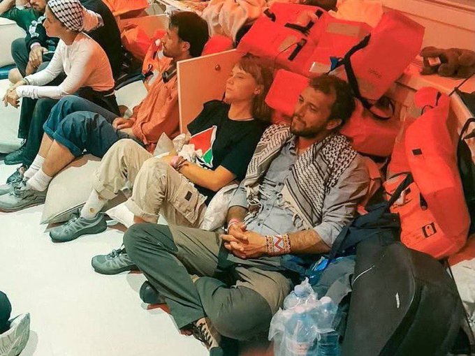 Israel deporta a los primeros activistas de la Flotilla Global de Sumud