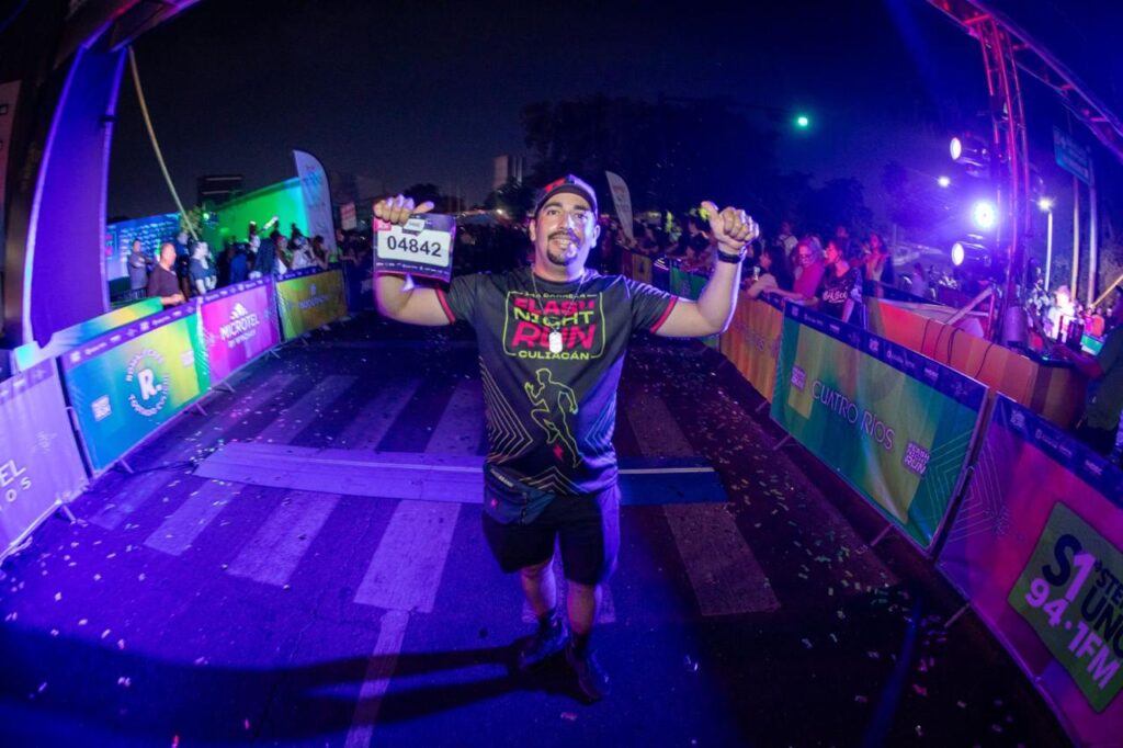 Flash Night reúne a más de 17 mil en Culiacán