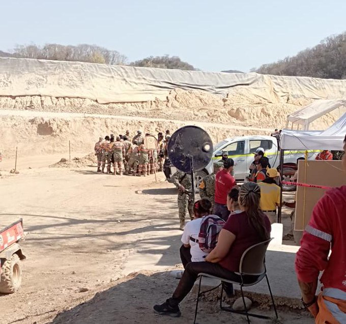 Rescate de mineros: hallan con vida a uno de los atrapados