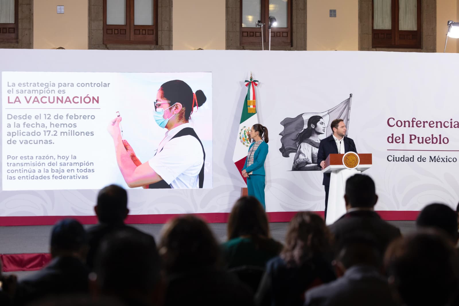 Sheinbaum destaca abasto de medicamentos superior al 97%